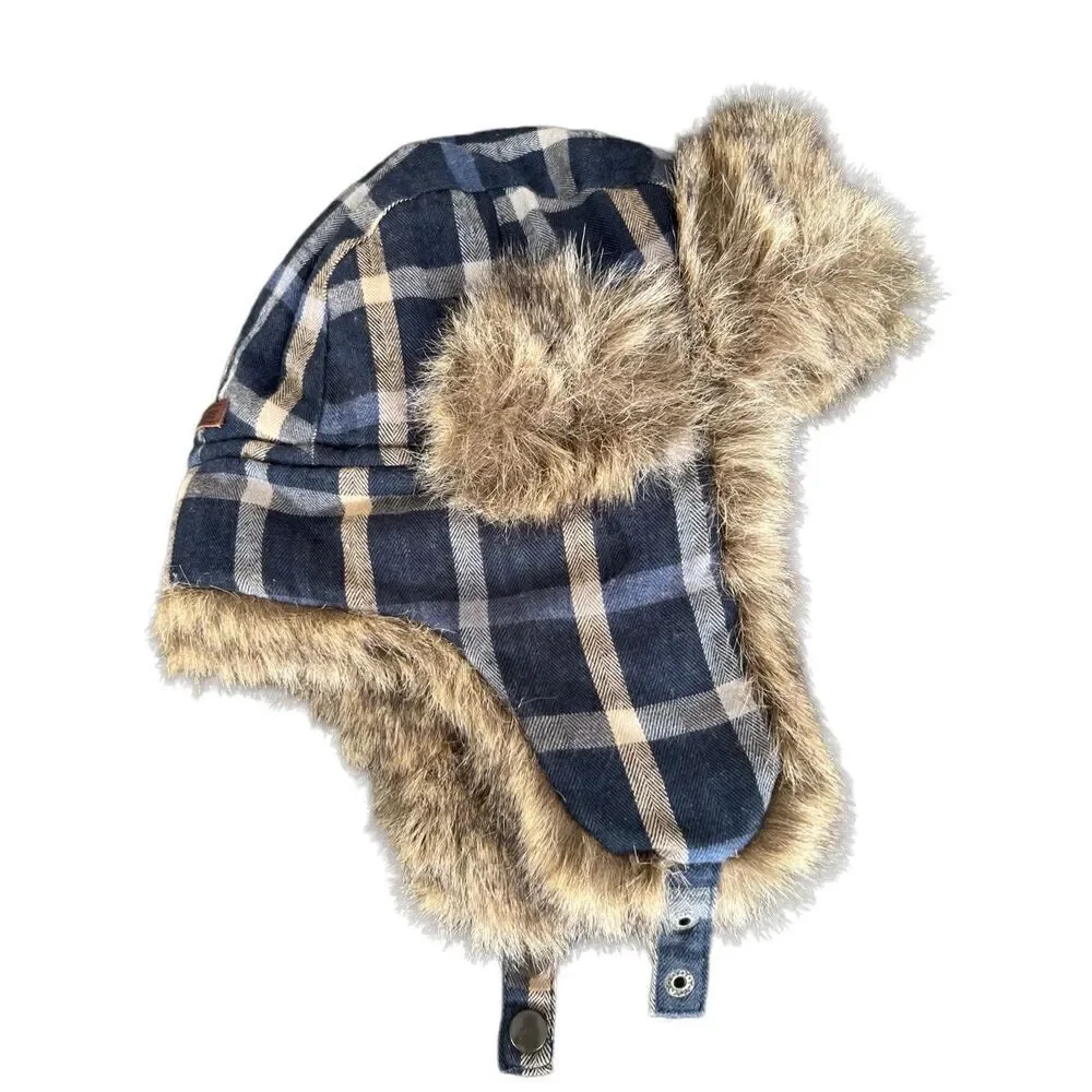 Levi’s plaid traper hat